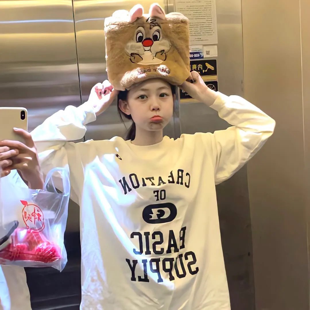 不认识的女友